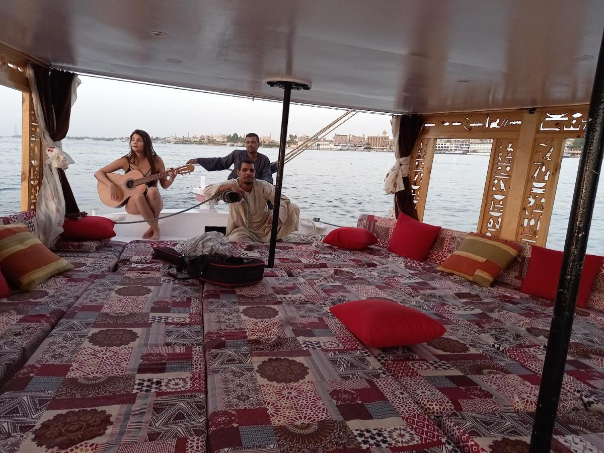 Nile Sunrise Felucca Boat Private Rental Luxor Exterior photo