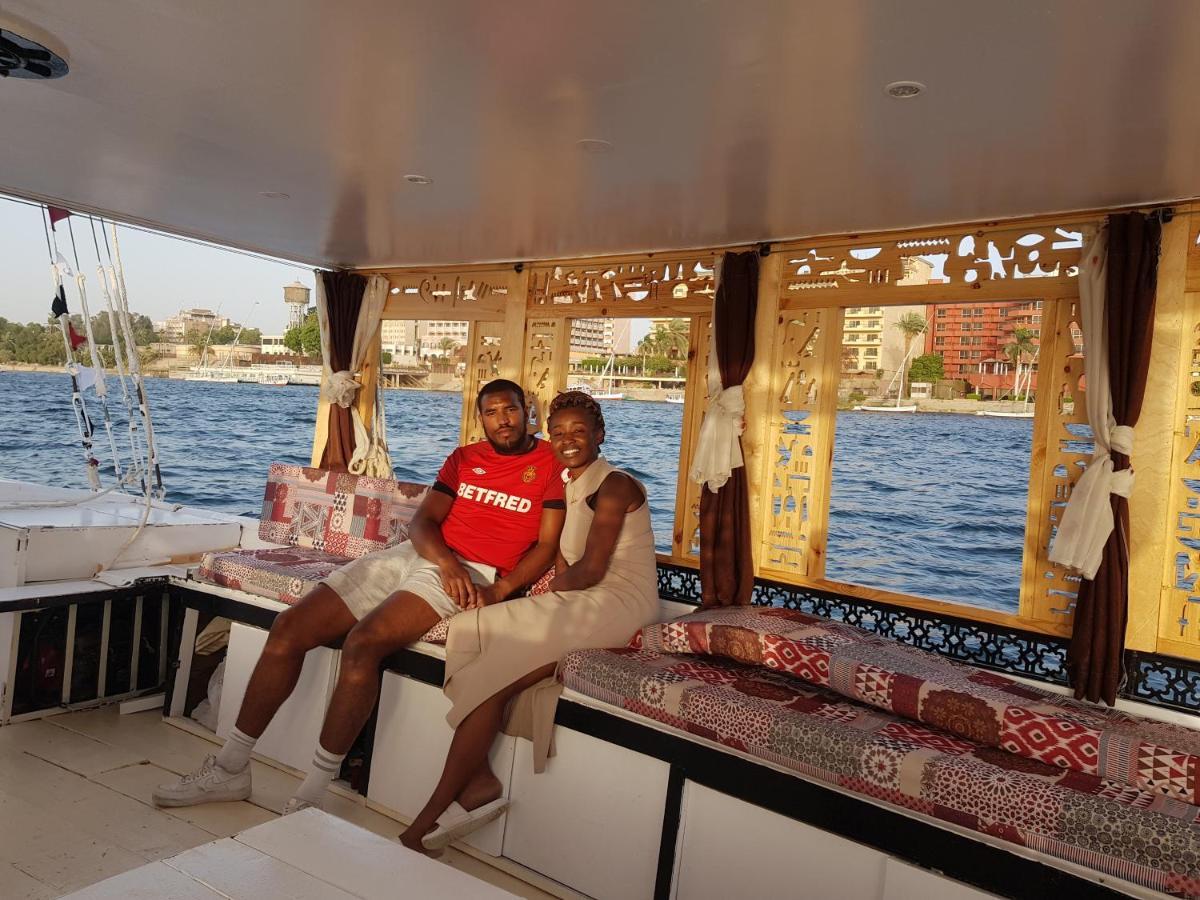 Nile Sunrise Felucca Boat Private Rental Luxor Exterior photo