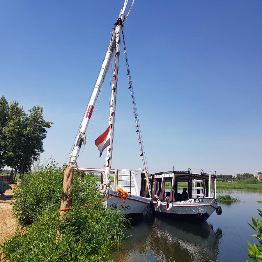 Nile Sunrise Felucca Boat Private Rental Luxor Exterior photo